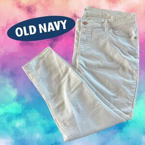Old Navy White Super-Skinny Ankle Jeans (Size 18)